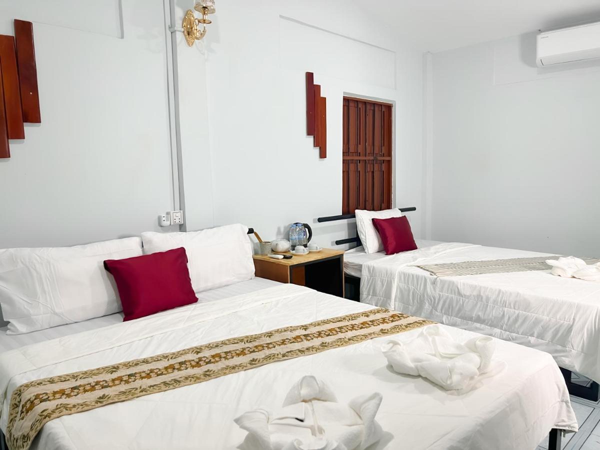 Lotus Blanc Homestay Battambang Exterior foto