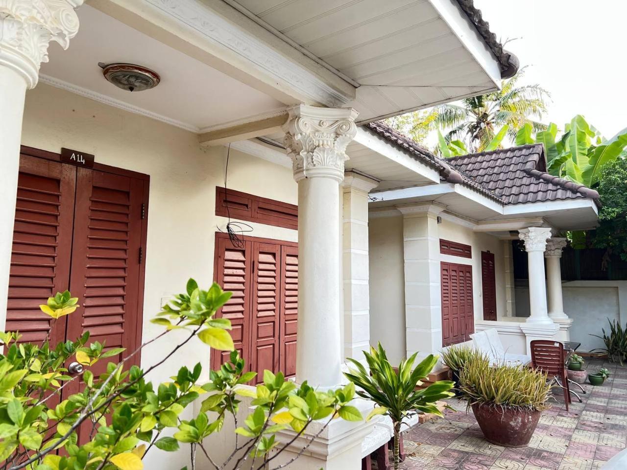 Lotus Blanc Homestay Battambang Exterior foto