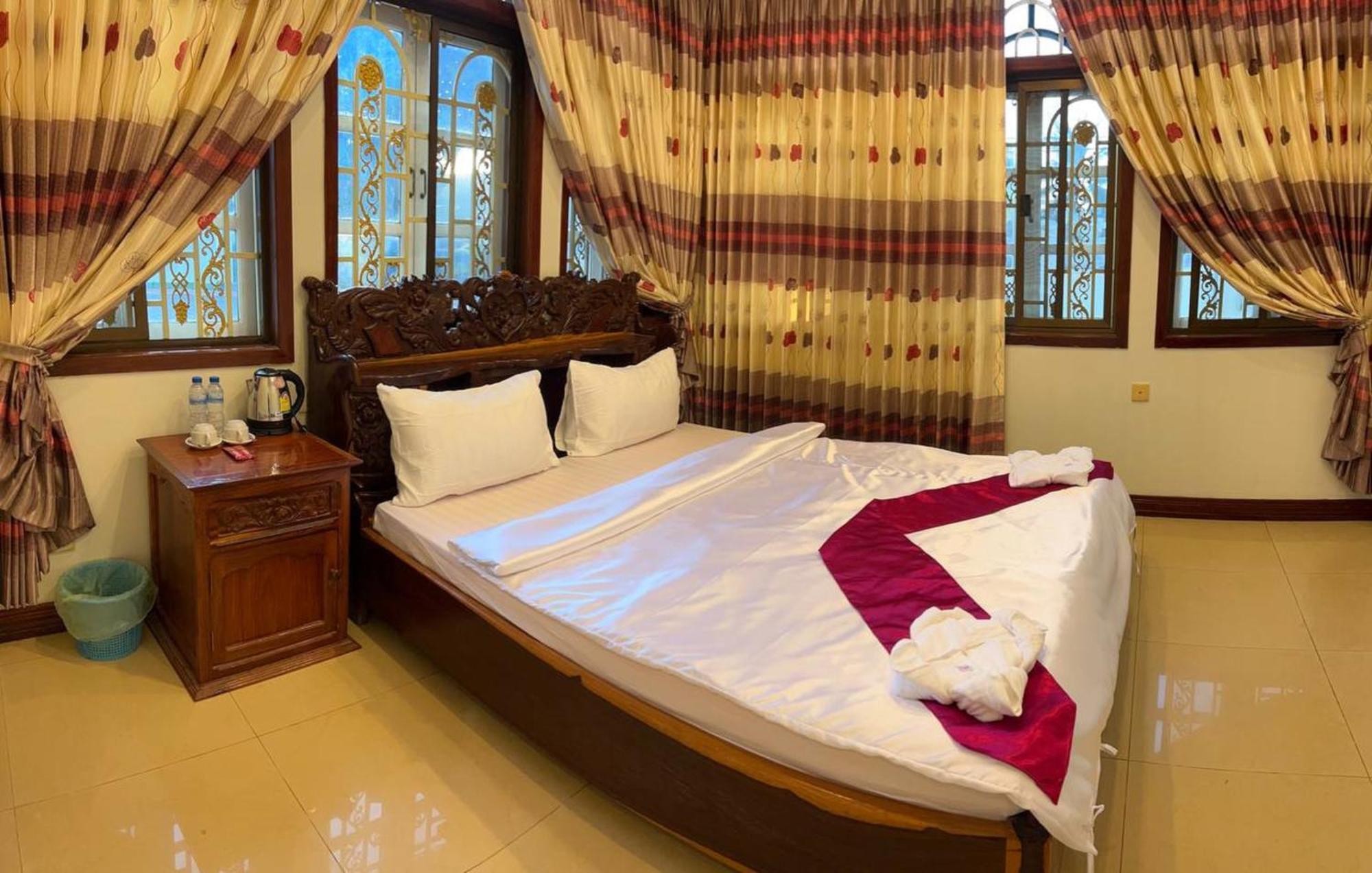 Lotus Blanc Homestay Battambang Exterior foto